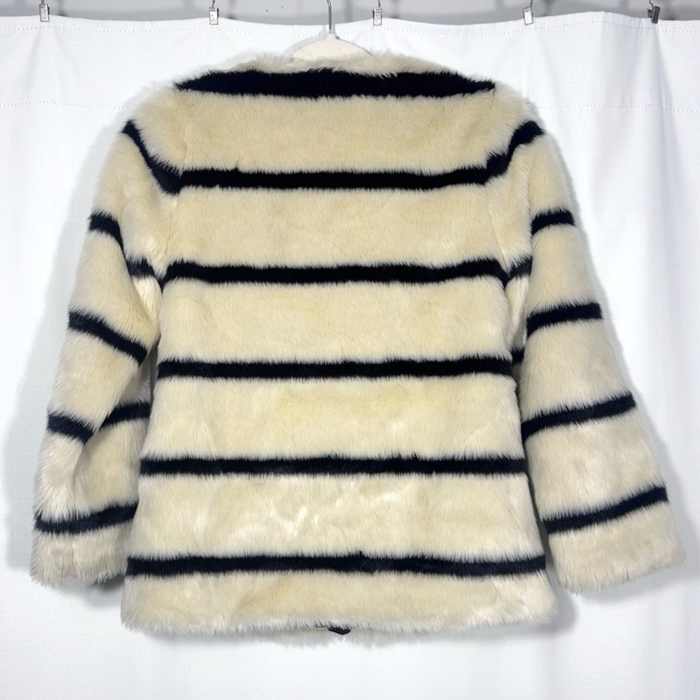 Gap Kids Faux Fur Zip Up Jacket - Picture 2 of 7
